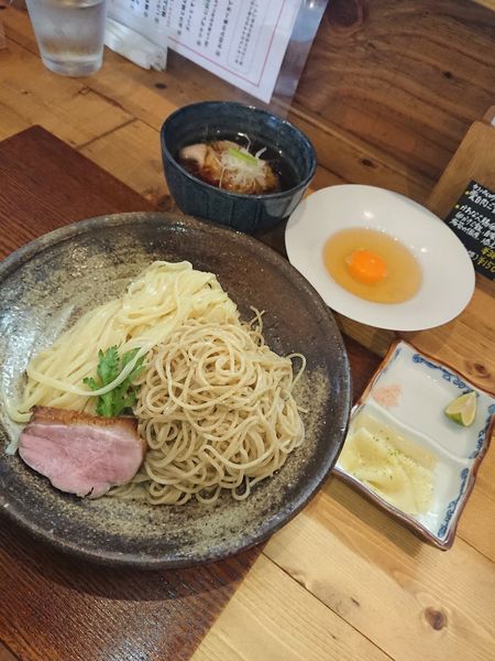 「FeeL つけ麺(醤油味) ＋出汁卵＋スープ割り出汁」@Ramen FeeLの写真