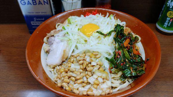 「麺増し大小・汁なし・ニラキムチ(アレベニ)¥990」@ラーメン二郎 横浜関内店の写真