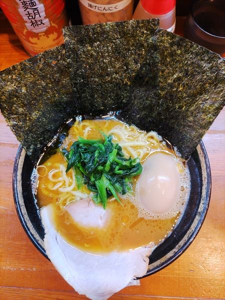 「ラーメン+味玉」@末廣家の写真