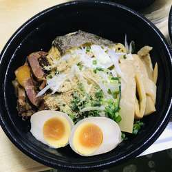 油そば 1kg 半ライス