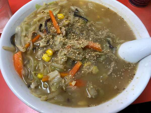 「みそラーメン大盛り 650円(550円+100円)」@中華料理 東海楼の写真