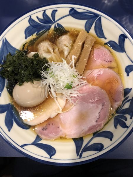 「磯野醤油支那そば(全部のせ)1250円」@世田谷磯野の写真