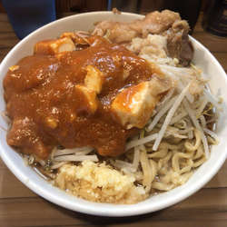 ヒュージョン　￥850