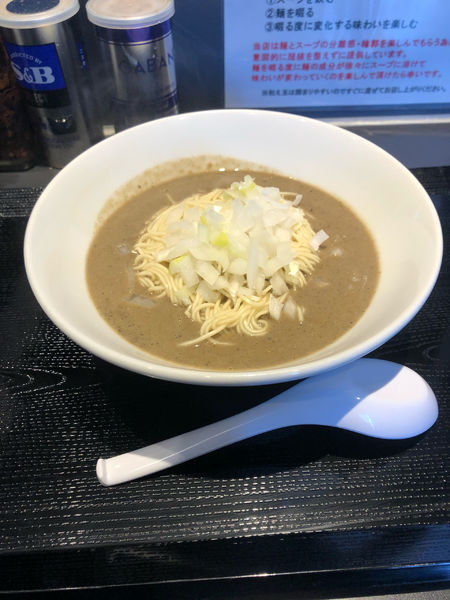 「特濃かけソバ　醤油」@煮干乱舞の写真