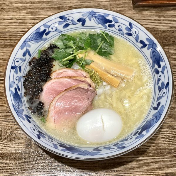 「【夜限定】鴨の荒焚き潮SOBA 味玉 ￥1000」@㐂りん食堂の写真