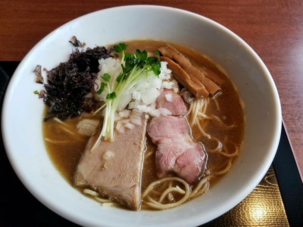 「煮干し中華そば」@中華そば 蓮の華の写真