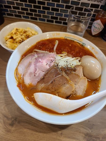 「全部入りとまとらーめんチーズごはんセット¥1300」@らーめん ニューカッパの写真