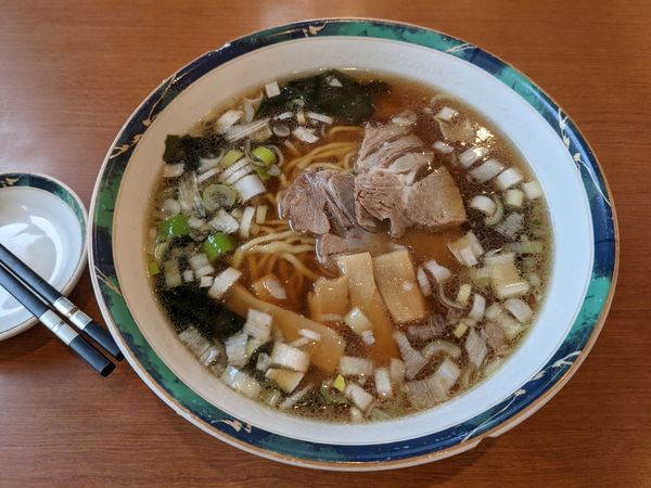 「らーめん（餃子セット）」@春香園の写真