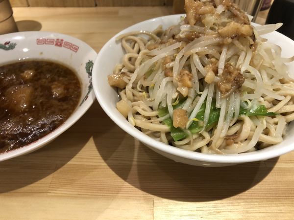 「エビつけ麺うずら　やさい背あぶら」@ラーメン緑山の写真