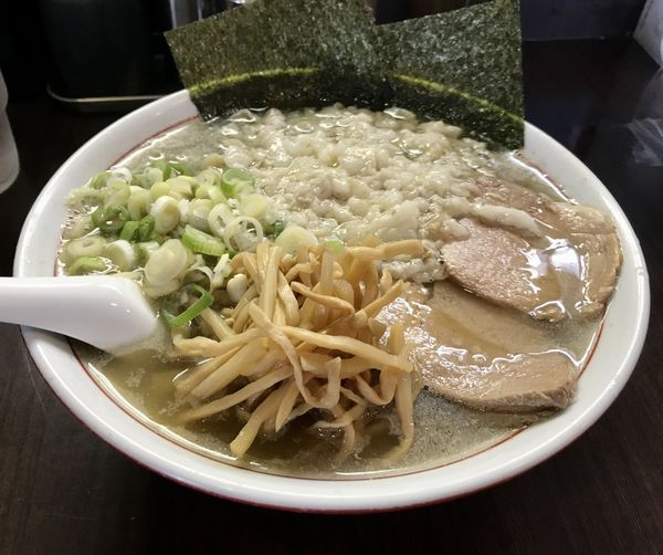 「塩中華そば中￥850＋身入り￥0」@手打ち中華そば 酒田の写真