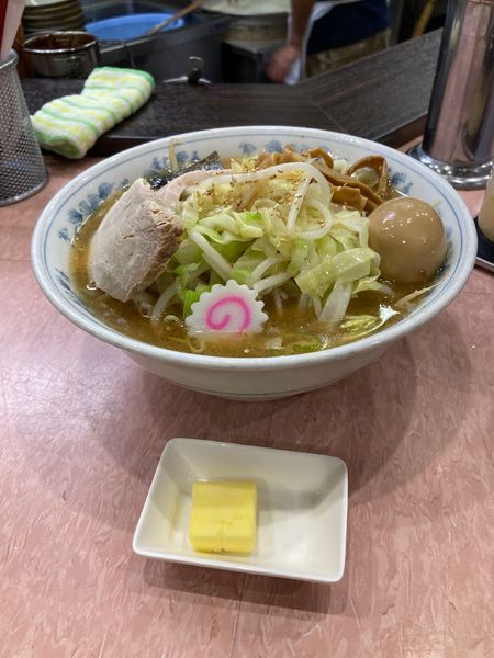 「中華そば（小）野菜　バター　麺カタメ」@所沢大勝軒の写真