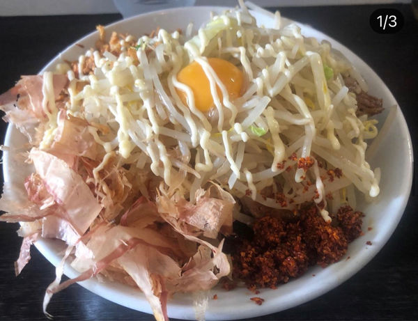 「汁無し蕎麦豚４枚」@豚星。の写真