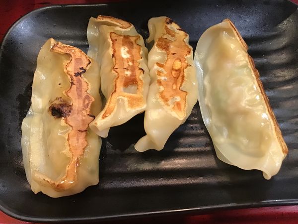 「ランチDセット(麻婆ラーメン・半炒飯・餃子4個)800円他」@中華食堂 一番館 中野南口店の写真