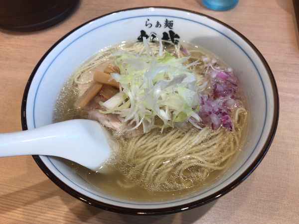 「ボルチ―二茸香る塩らぁ麺」@らぁ麺 凱哉の写真