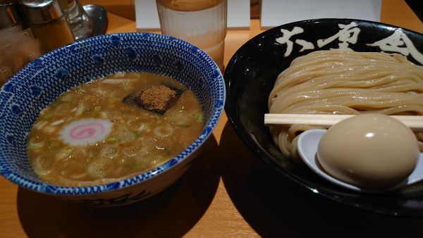「味玉つけ麺」@六厘舎の写真