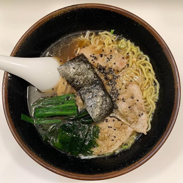 「ポークラーメン」@手もみらぁめん 十八番の写真