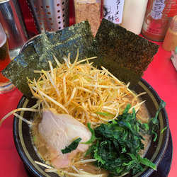 ネギラーメン(赤) 麺硬、味薄