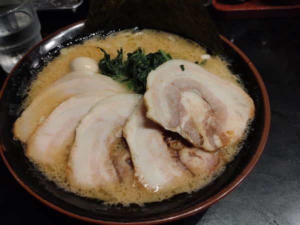 「チャーシュー麺」@横浜家系ラーメン 壱角家 浦安店の写真