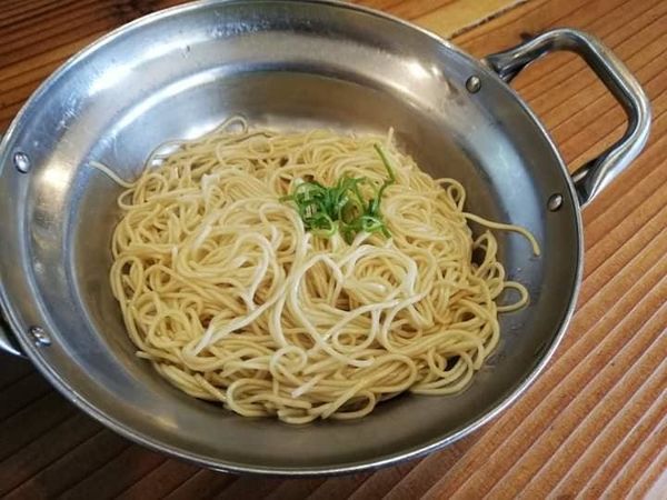 「ラーメン＋替え玉」@博多濃麻呂 二子玉川店の写真