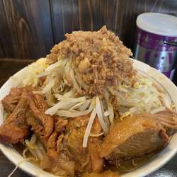 大ラーメン　ヤサイ.ニンニク.アブラ