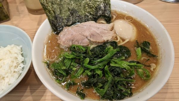 「ラーメン　レン草　玉子」@ラーメン北里家の写真