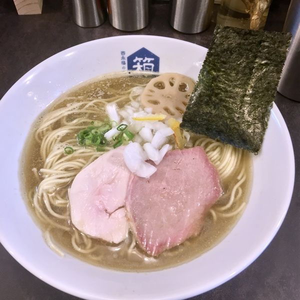 「煮干しらーめん。¥900。」@西永福の煮干箱の写真