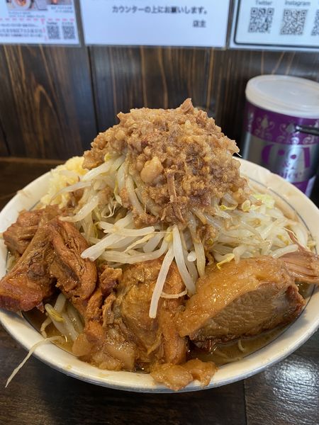 「大ラーメン　ヤサイ.ニンニク.アブラ」@らーめん梵's 埼大前本店の写真