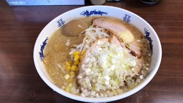 「一番ラーメン正油¥950、ニンニク、ネギ」@ラーメン一番の写真