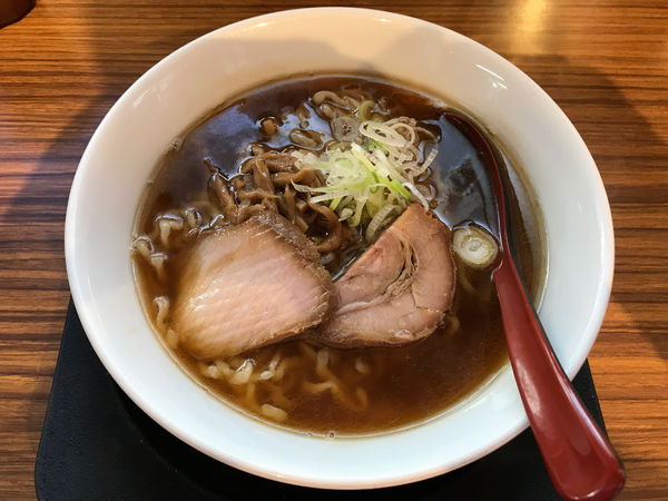 「しょうゆらーめん 770円」@麺や うから家からの写真