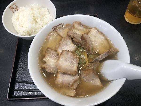 「焼豚ラーメン(サービス半ライス付)」@喜多方ラーメン 坂内 四日市駅前店の写真