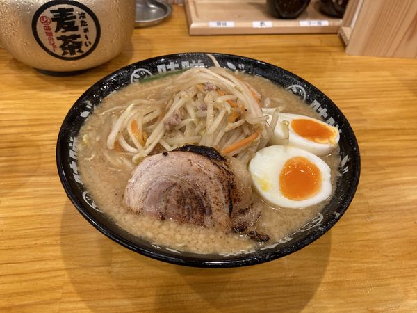 「味玉味噌ラーメン 840円」@味噌のジョー 坂東店の写真