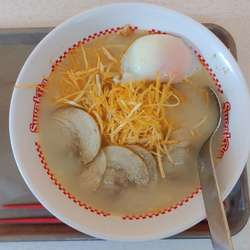 ピリ辛ネギラーメン 肉 半熟玉子