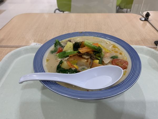 「彩り野菜ちゃんぽん・スモール（690円）」@リンガーハット イトーヨーカドー流山店の写真