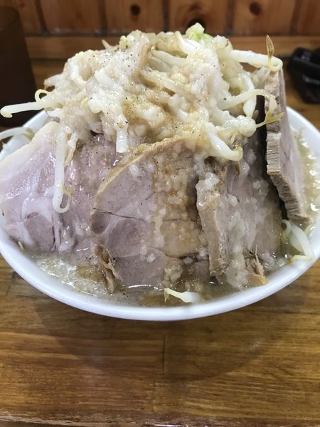 「チューシュー麺＋野菜マシ」@らーめん松信の写真