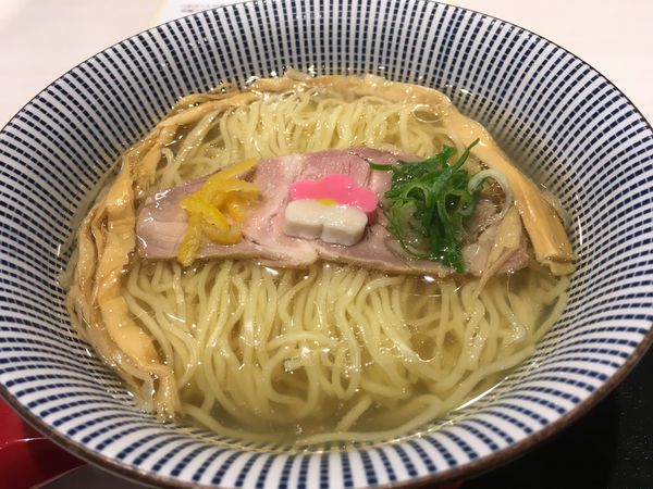 「鯛塩らぁ麺」@鯛塩そば 灯花 ラゾーナ川崎プラザ店の写真