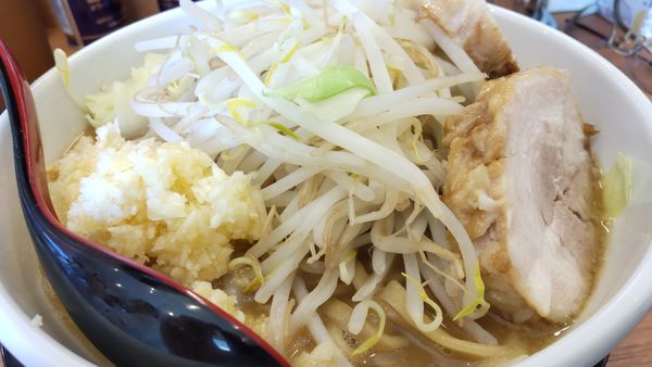 「ラーメン850円+ニンニクマシマシ」@ラーメンガチ野郎の写真