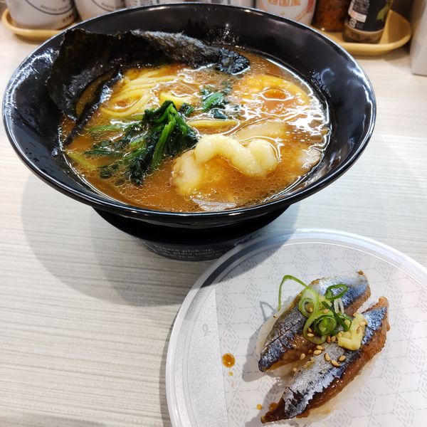 「横浜家系ラーメンにんにくのせ（￥418）」@はま寿司 環八大鳥居店の写真