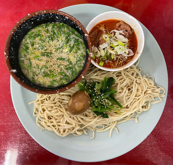 「辛ホルつけ麺(味玉入)」@とん平食堂の写真