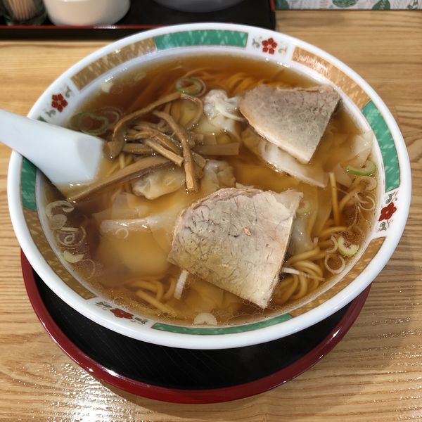 「ワンタンメン」@新京亭の写真