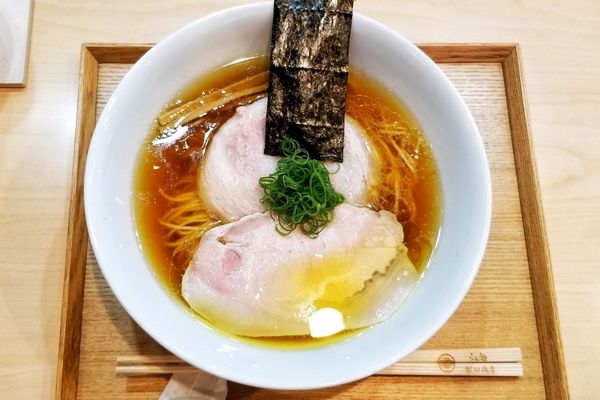 「しょうゆらぁ麺」@飯田商店 湯河原本店の写真