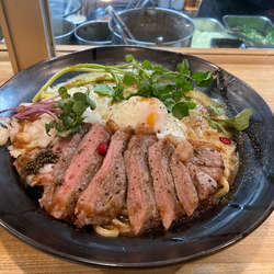 厚切りステーキカルボまぜそば　1,500円