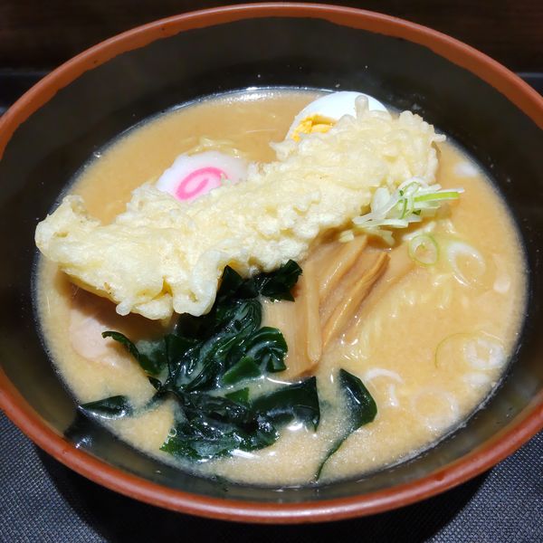 「【期間限定/店舗限定】みそラーメン(¥460)+いか天(¥1」@名代 富士そば 京急蒲田店の写真
