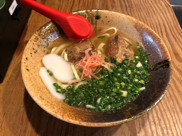「ソーキそば」@沖縄そば専門店 琉Q麺伝の写真