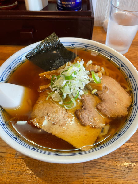 「醤油ラーメン」@うえんで 山鹿店の写真
