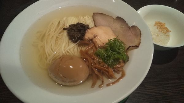 「【秋期限定】トリュフの鶏しおSOBA (¥900)」@仙臺 くろくの写真