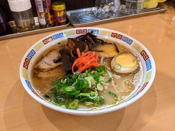 「熊本ラーメン 角煮玉子入り」@魂麺の写真