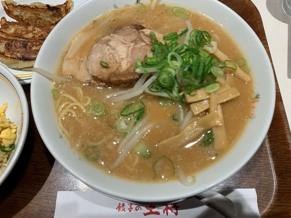 「王将ラーメン＋餃子３ケ＋ジャストサイズ炒飯」@餃子の王将 一之江駅前店の写真