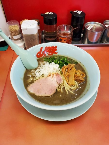 「鬼煮干しラーメン」@ラーメン山岡家 大口店の写真