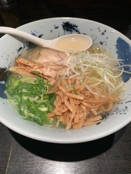 「鶏そば」@自家製麺 鶏そば 三歩一の写真