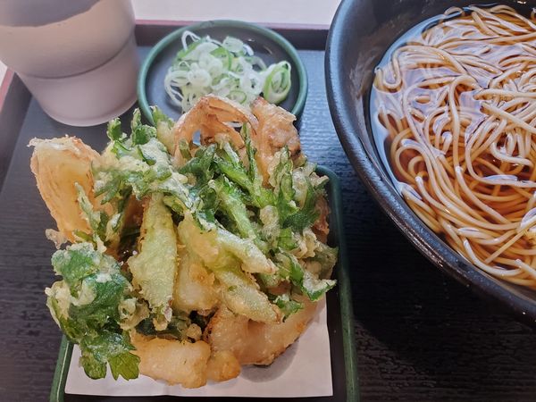 「季節のかきあげそば・温」@ゆで太郎 長者町店の写真
